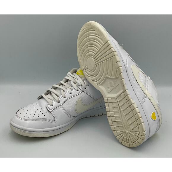 Nike Dunk Low "Valentine's Day" Yellow Heart FD0803-100 Women's Sz 9 - Picture 6 of 8